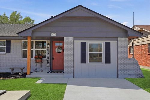 105 S Dillon Ave, Moore, OK, 73160-2321 | Card Image