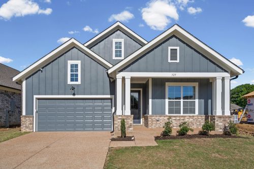 325 Kemrock Dr W, Cordova, TN, 38018-7169 | Card Image