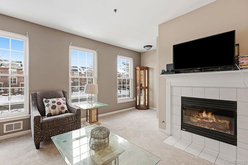 20014 Boardwalk Boulevard, Southfield, MI, 48075 | Card Image