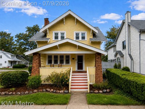 620 4th St, Royal Oak, MI, 48067-2404 | Card Image