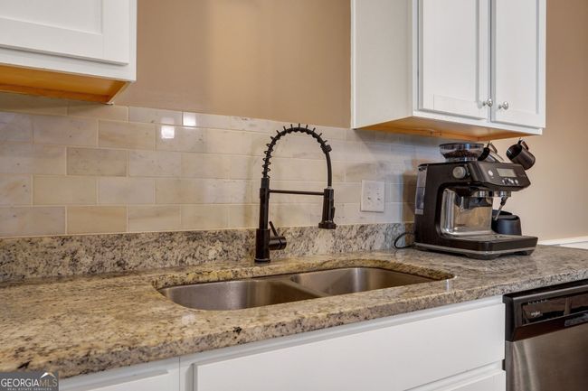208 - 35 Crown Ct, Townhouse with 3 bedrooms, 3 bathrooms and null parking in Richmond Hill GA | Image 17
