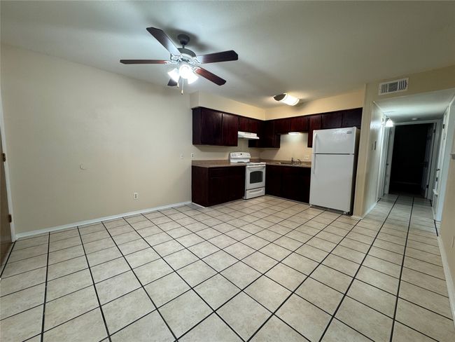 APT-7 - 410 W Franklin St, Condo with 2 bedrooms, 1 bathrooms and null parking in Waxahachie TX | Image 6