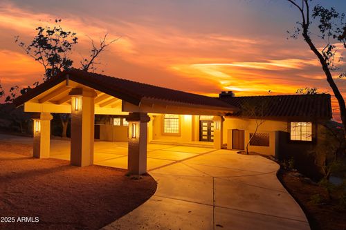 37020 N 31st Ave, Phoenix, AZ, 85086-8382 | Card Image