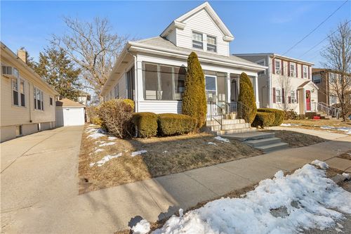 55 Melrose St, Cranston, RI, 02910-4410 | Card Image