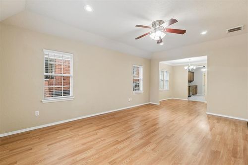 2109 Nw 31st St, Oklahoma City, OK, 73112-7905 | Card Image