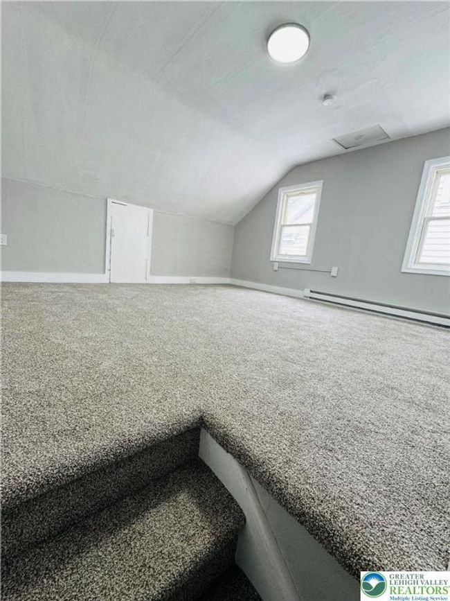 332 W Patterson St, House other with 3 bedrooms, 1 bathrooms and null parking in Lansford PA | Image 26