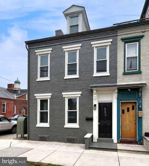 662 Walnut St, COLUMBIA, PA, 17512-1221 | Card Image