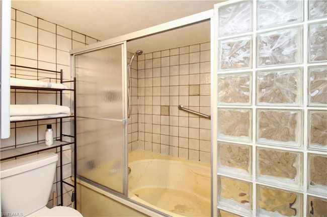 APT-306 - 826 Wiggins Pass Rd, Condo with 1 bedrooms, 1 bathrooms and 1 parking in NAPLES FL | Image 24