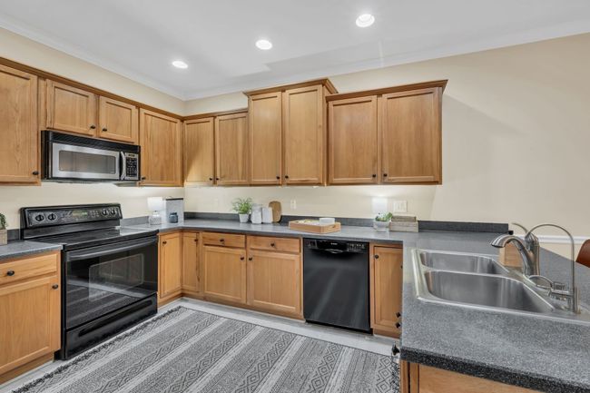 BEAUTIFUL Pinterest-Worthy Custom Cabinets! | Image 18