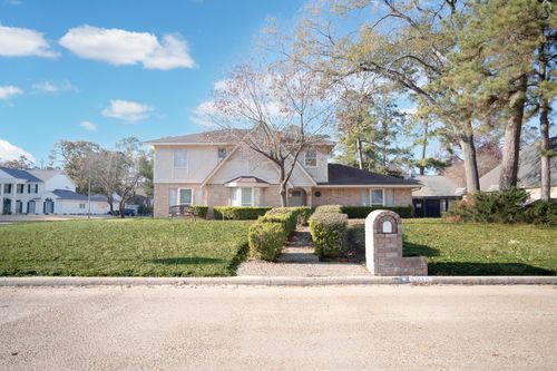 5214 Lodge Creek Dr, Houston, TX, 77066-2536 | Card Image