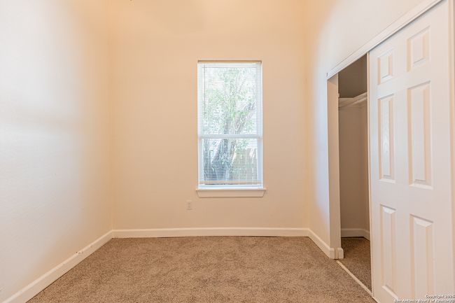 APT-2 - 407 S Pinto St, House other with 2 bedrooms, 1 bathrooms and null parking in San Antonio TX | Image 18