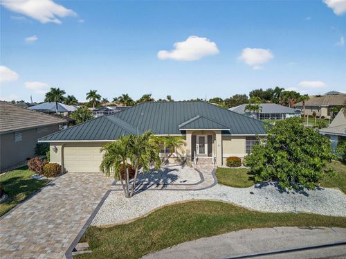 2424 Sierra Ln, PUNTA GORDA, FL, 33950-5017 | Card Image