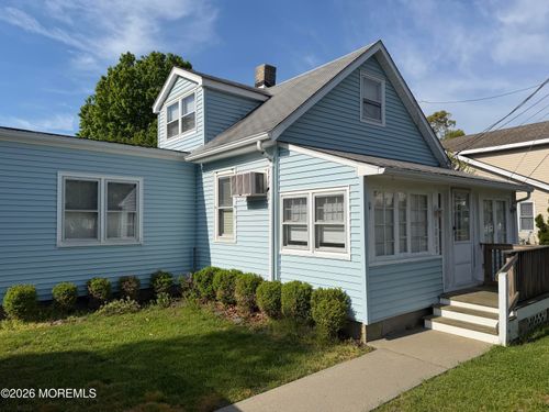 1017 18th Ave, WALL TOWNSHIP, NJ, 07719-3377 | Card Image