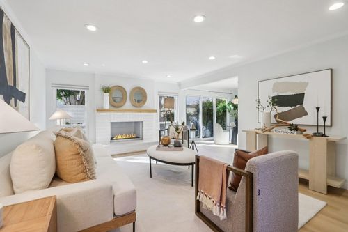 3416 Manchester Cmn, Fremont, CA, 94536-6302 | Card Image