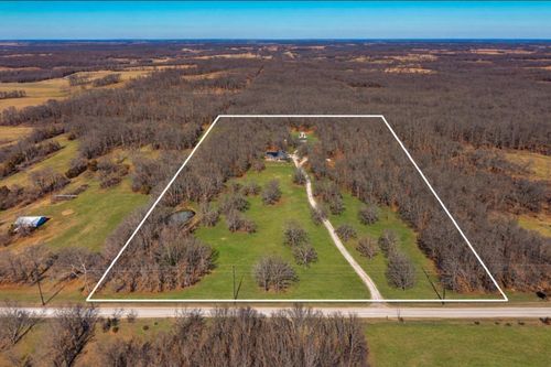 321 W Dade 122, Greenfield, MO, 65661-9449 | Card Image
