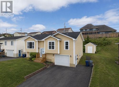 29 Carriage Lane, Corner Brook, NL, A2H7K3 | Card Image