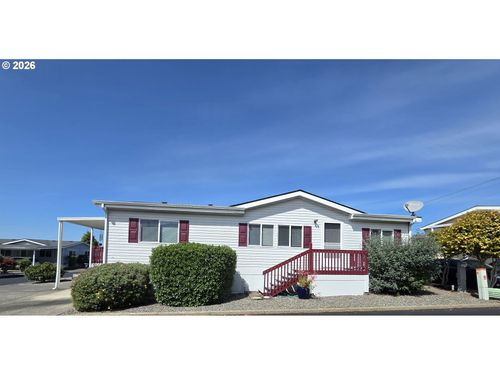 15-98042 W Benham Ln, Brookings, OR, 97415-7502 | Card Image