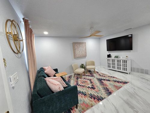 58-82859 Davis Dr, Indio, CA, 92201-7618 | Card Image