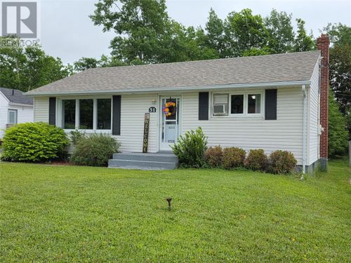 31 Nungesser Ave, Gander, NL, A1V1M2 | Card Image