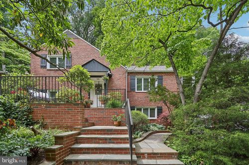 3919 30th St N, ARLINGTON, VA, 22207-4132 | Card Image