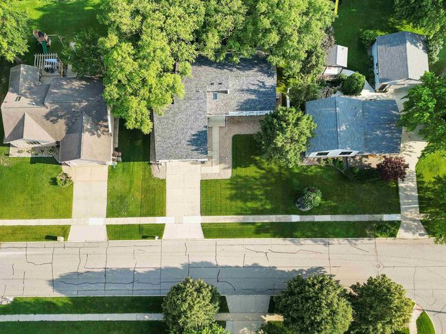 1810 Donald Dr, House other with 3 bedrooms, 3 bathrooms and null parking in Cedar Falls IA | Image 40