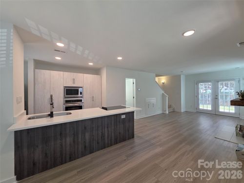 b-1525 Briar Creek Rd, Charlotte, NC, 28205-6757 | Card Image