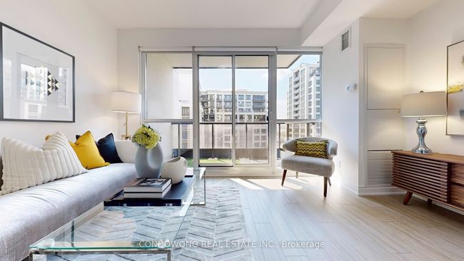 802 - 38 Cedarland Dr, Condo with 3 bedrooms, 2 bathrooms and 1 parking in Markham ON | Image 4