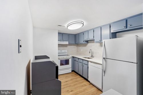 344 Summit House, WEST CHESTER, PA, 19382-6574 | Card Image