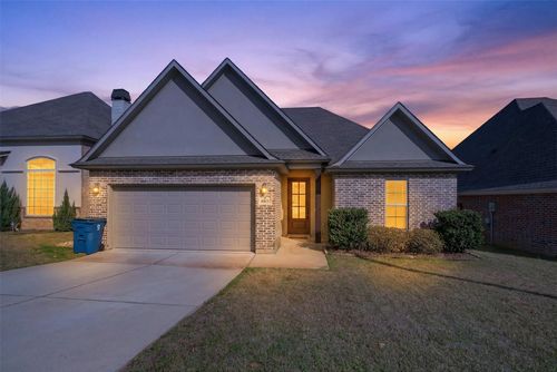 4911 Players Loop, Shreveport, LA, 71107-3542 | Card Image