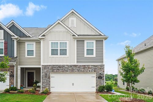 5222 Maynard Hill Dr, Monroe, NC, 28110-7178 | Card Image