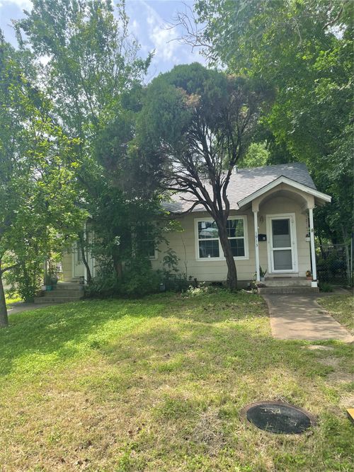 a-1913 W 38th St, Austin, TX, 78731-6014 | Card Image