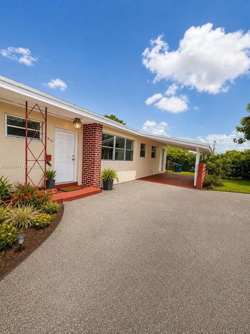 na-17830 Nw 14th Pl, Miami Gardens, FL, 33169-4180 | Card Image