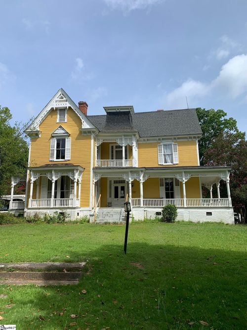 520 W Main St, Laurens, SC, 29360-2720 | Card Image