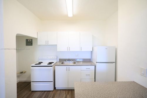 apt-17-2300 W Flagler St, Miami, FL, 33135-1556 | Card Image