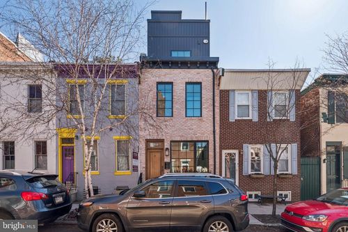 2518 Waverly St, PHILADELPHIA, PA, 19146-1050 | Card Image
