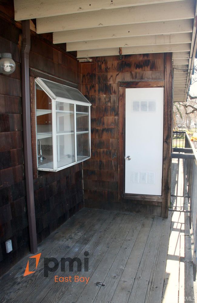 APT-5 - 1965 Bonifacio St, Condo with 1 bedrooms, 1 bathrooms and 1 parking in Concord CA | Image 8