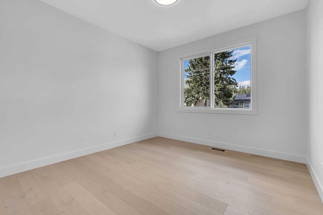 42 Collingwood Place Nw, House other with 5 bedrooms, 4 bathrooms and 2 parking in Calgary AB | Image 38