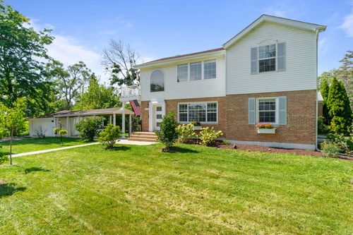 201 Potomac Ave, Lombard, IL, 60148-1558 | Card Image