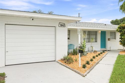 1842 59th Way N, St Petersburg, FL, 33710-5026 | Card Image