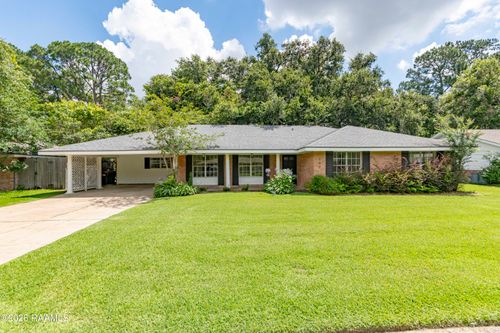 207 Broadmoor Blvd, Lafayette, LA, 70503-5113 | Card Image