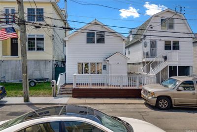 42 W 10th Road, House other with 3 bedrooms, 2 bathrooms and null parking in Broad Channel NY | Image 1