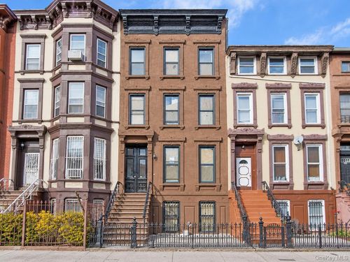 205 Van Buren St, Brooklyn, NY, 11221-8099 | Card Image