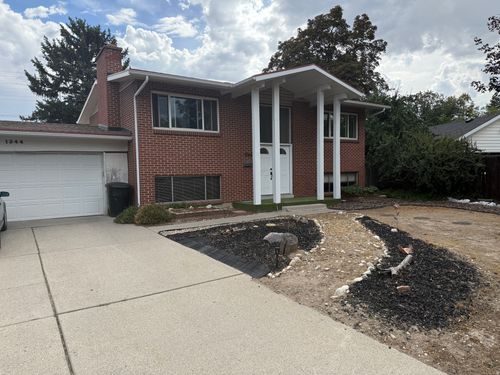 1244 E Greenfield Cir, Murray, UT, 84121-2406 | Card Image