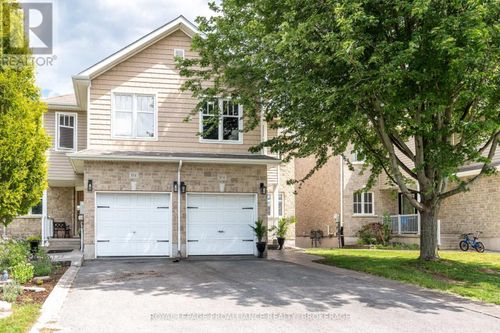 974 Swanfield Street, Kingston (East Gardiners Rd), ON, K7M0A6 | Card Image
