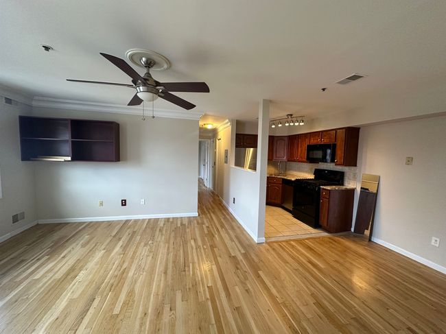 APT-13 - 401 Bergenline Ave, House other with 2 bedrooms, 1 bathrooms and null parking in Union City NJ | Image 4
