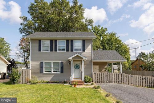 210 Summit Ave, WINCHESTER, VA, 22601-4248 | Card Image