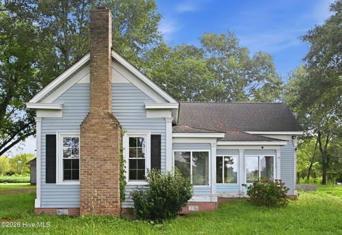 422 Cornwallis Rd, Teachey, NC, 28464-9646 | Card Image