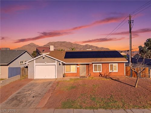 410 Battle Mountain Dr, Las Vegas, NV, 89110-3822 | Card Image