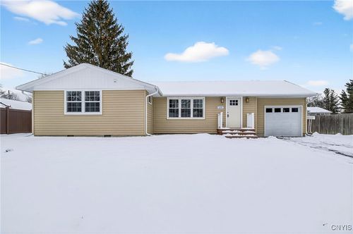 101 Augusta Dr, Syracuse, NY, 13212-3229 | Card Image