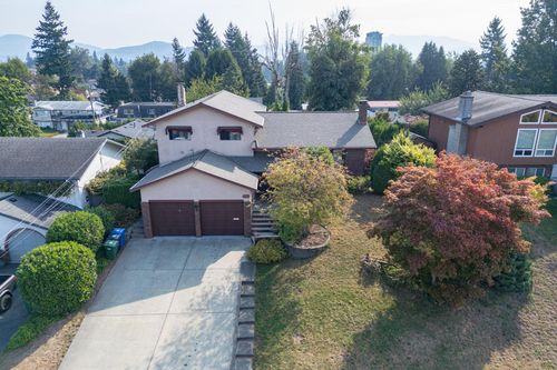 2272 Bevan Cres, Abbotsford, BC, V2T3Z5 | Card Image